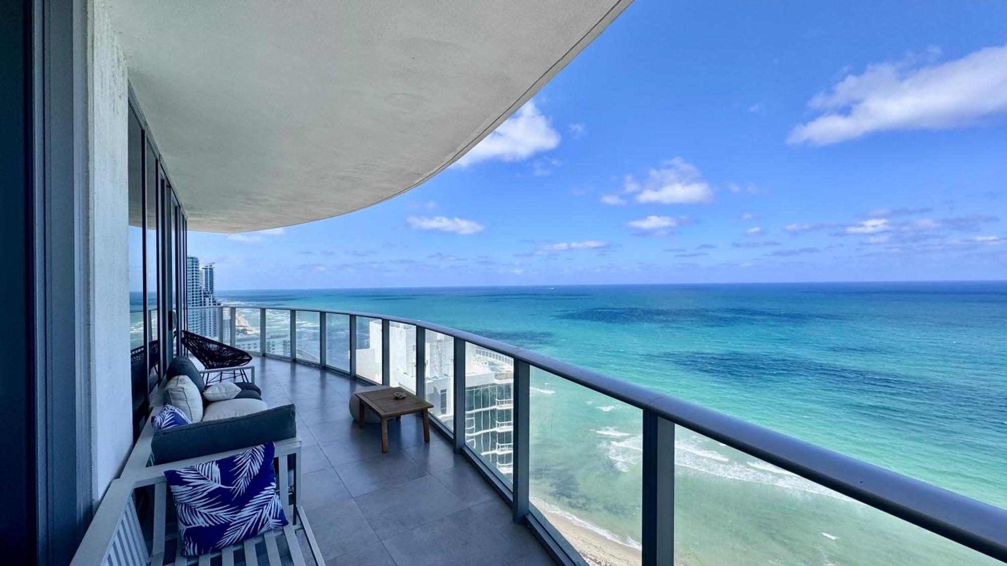 Dreamy Beachside Living - Direct Oceanview 2Br 2Ba For The Perfect Escape Hollywood Luaran gambar